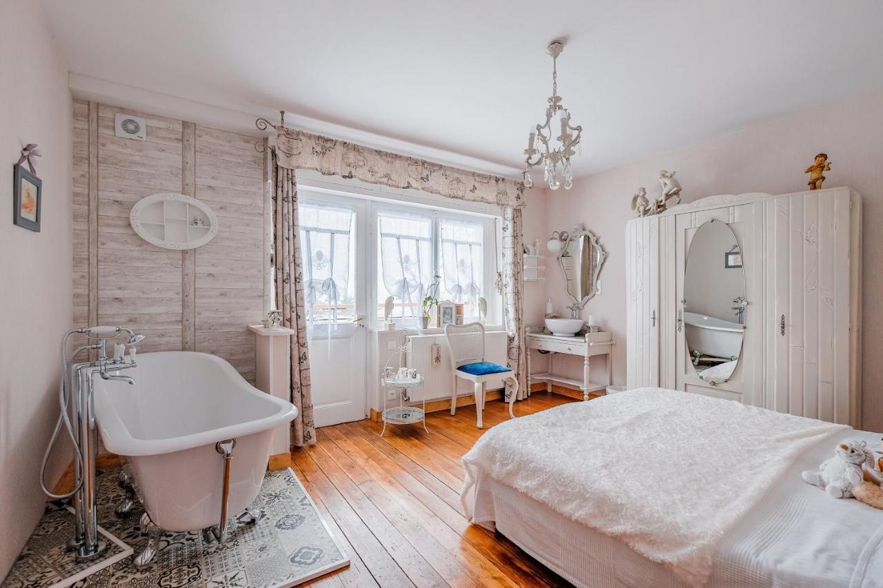 Les Iris Chambres D'Hote Niedermorschwihr Luaran gambar