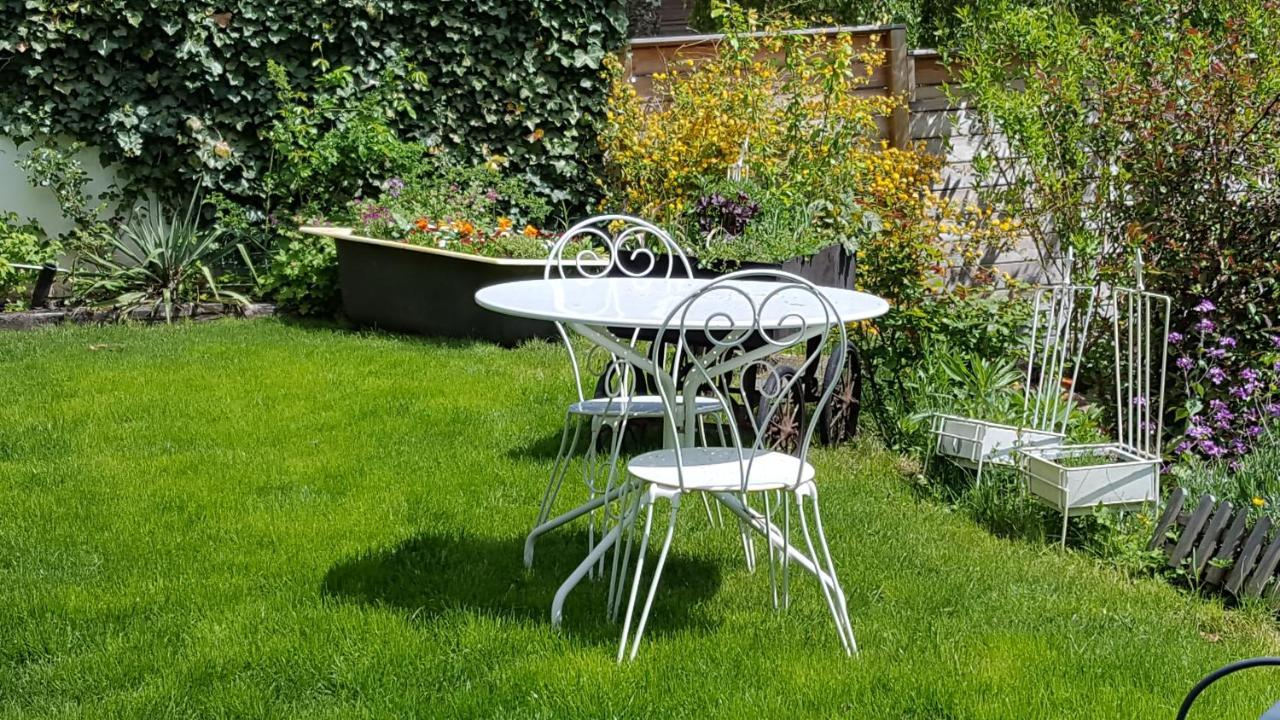 Les Iris Chambres D'Hote Niedermorschwihr Luaran gambar