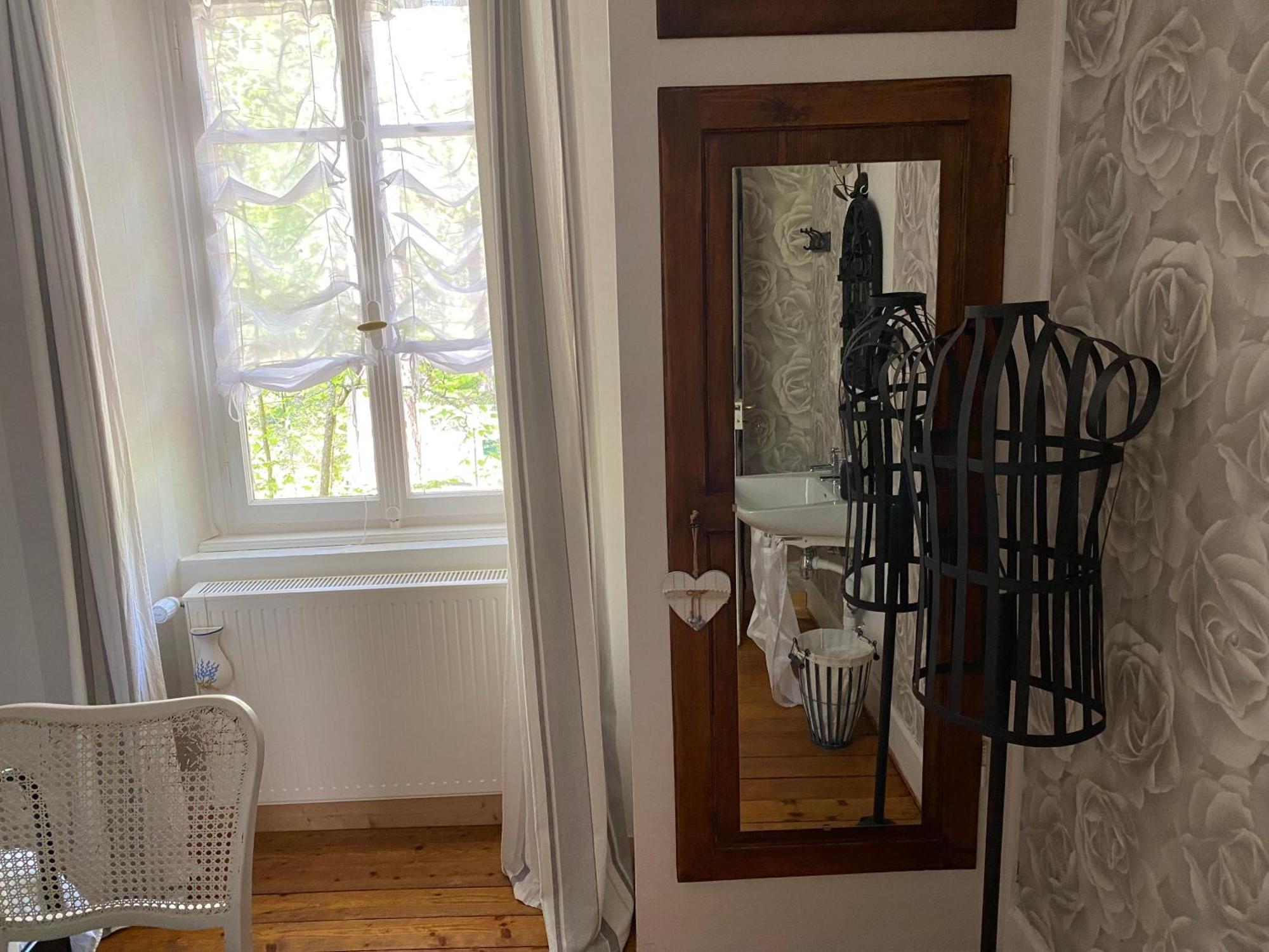 Les Iris Chambres D'Hote Niedermorschwihr Luaran gambar